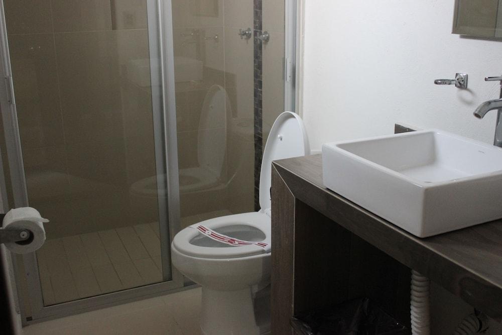 Hotel Colon Express Guadalajara Eksteriør billede