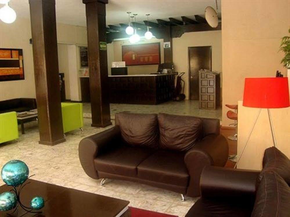 Hotel Colon Express Guadalajara Eksteriør billede